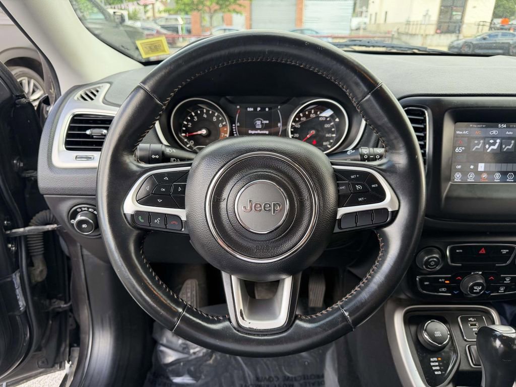 Used 2019 Jeep Compass Latitude AWD/4WD image 24