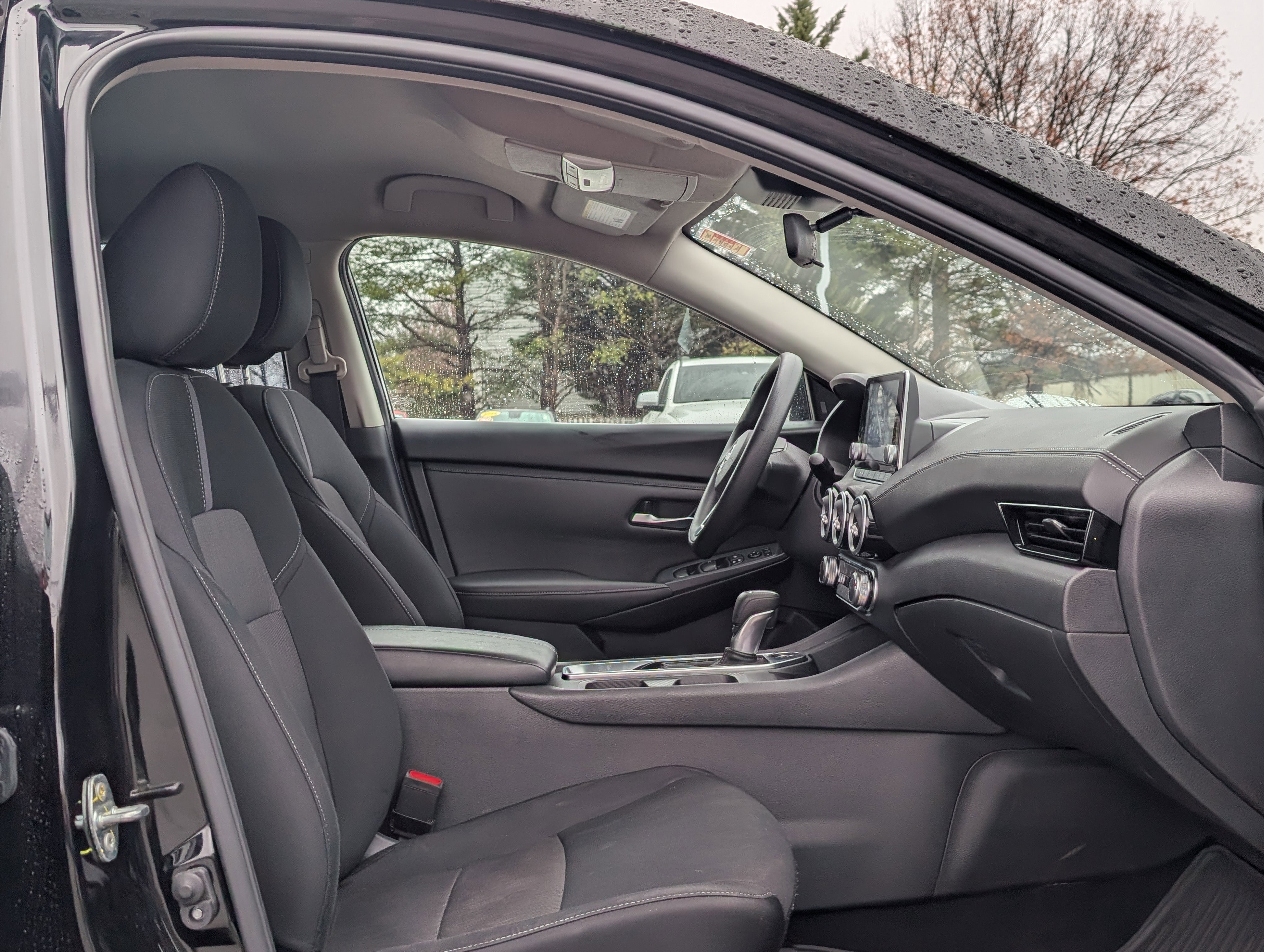 Used 2024 Nissan Sentra SV image 10