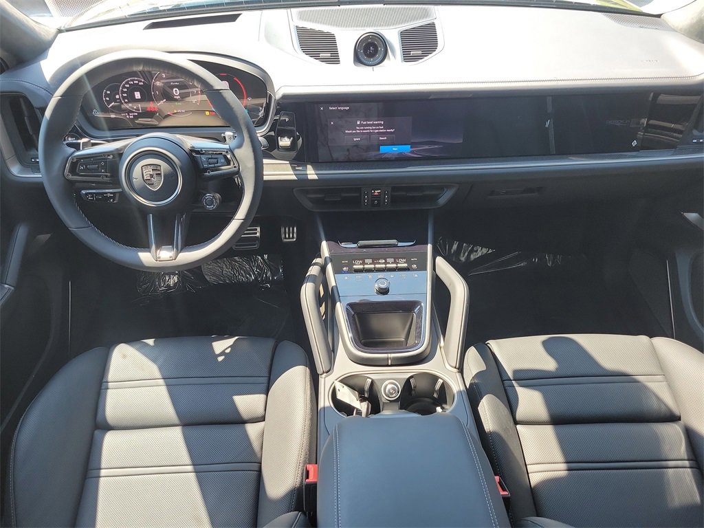 New 2026 Porsche Cayenne Turbo image 20