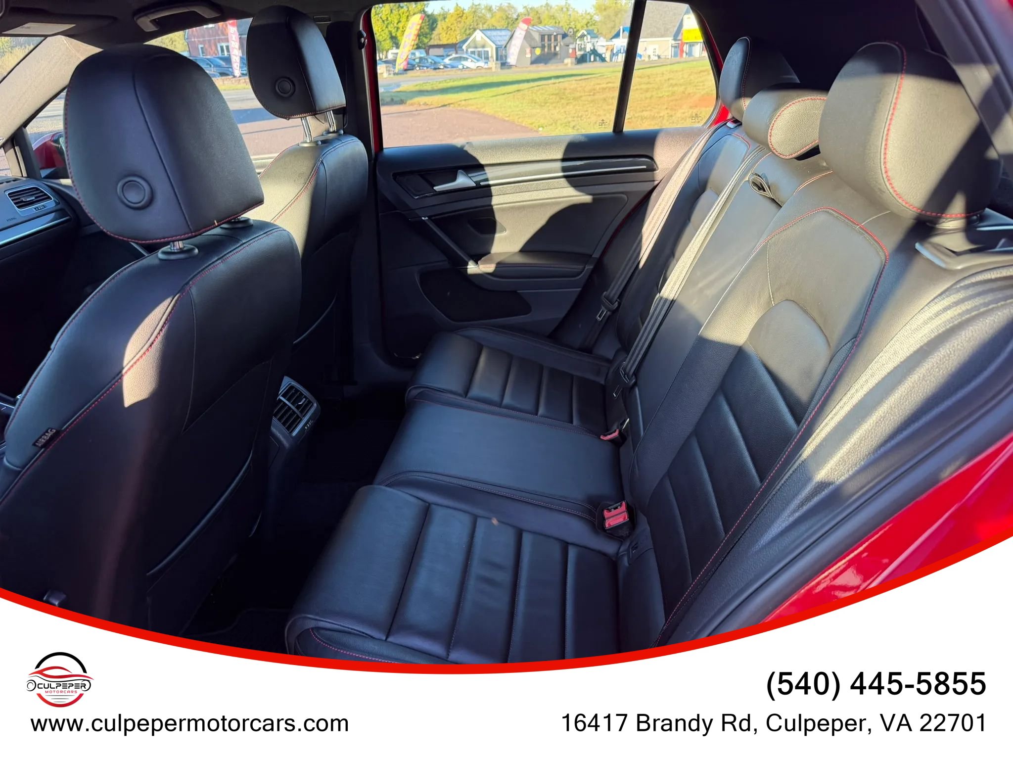 Used 2016 Volkswagen GTI SE w/ Lighting Package (SEL) FWD image 10