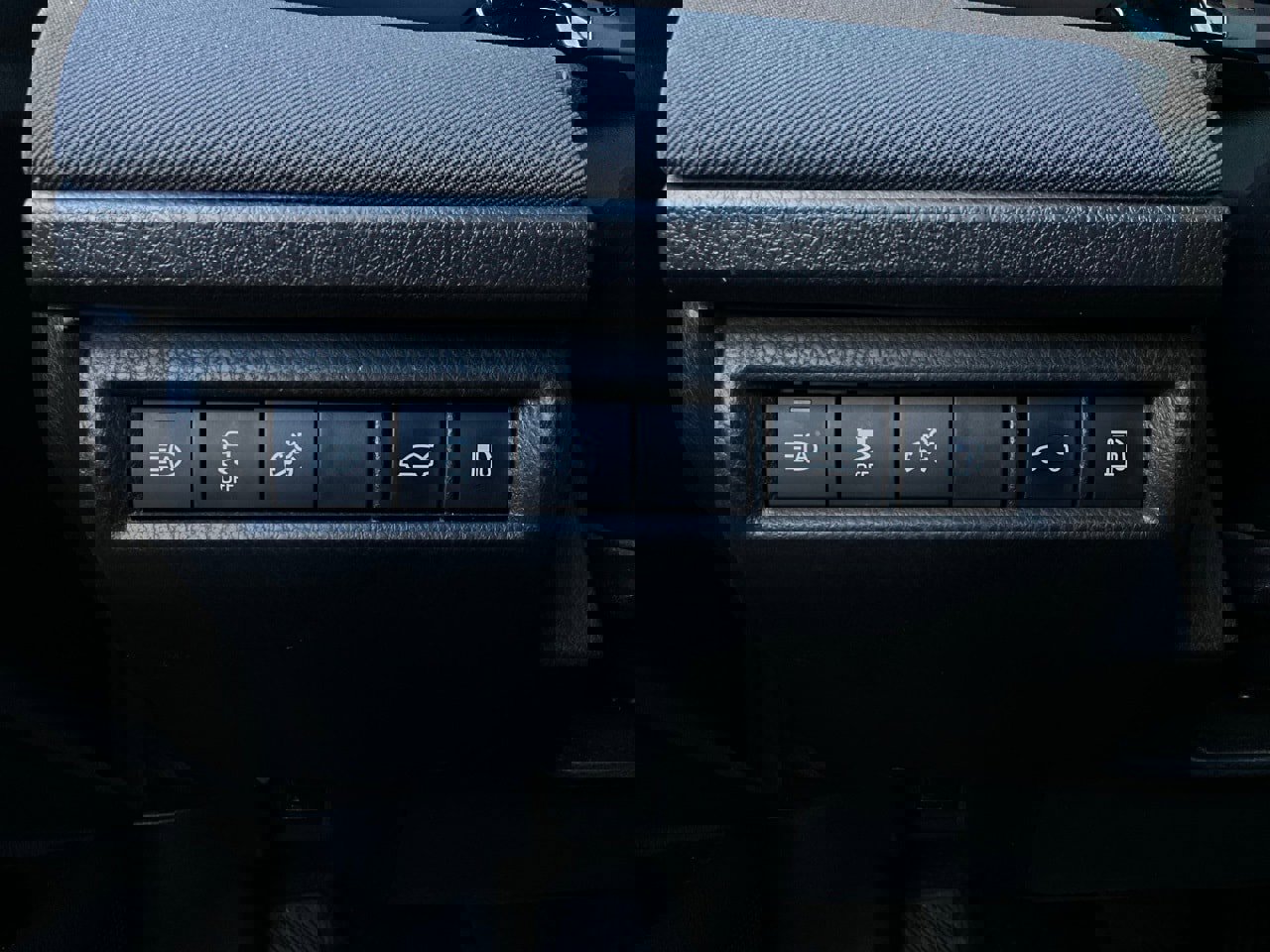 Used 2025 Toyota Camry LE image 20