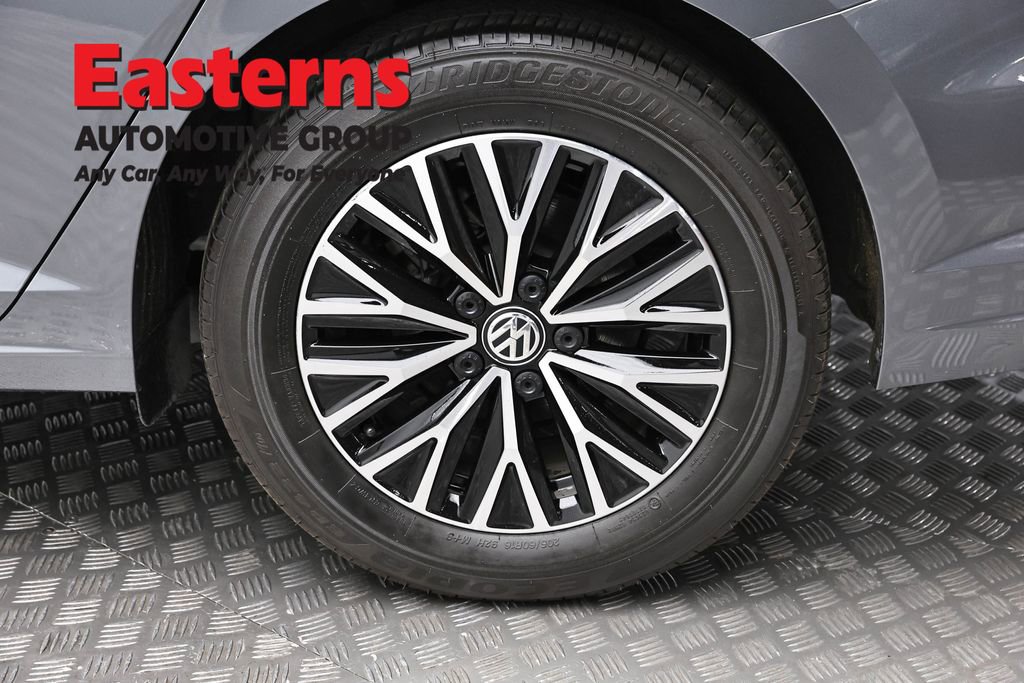 Used 2020 Volkswagen Jetta SE image 8