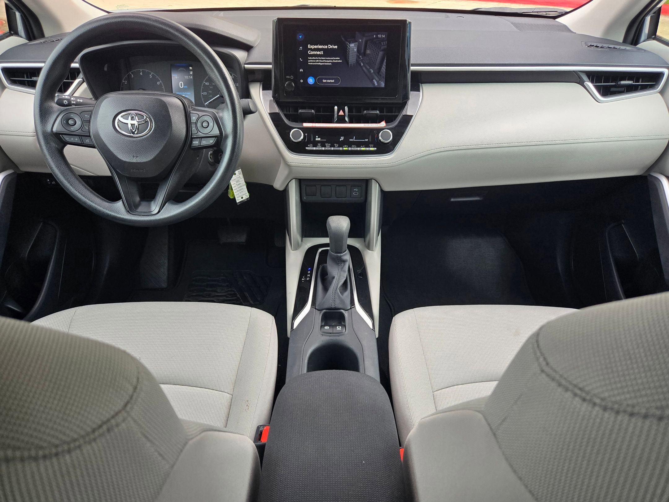 Used 2025 Toyota Corolla Cross L FWD image 16