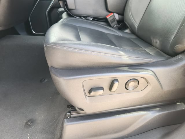 Used 2025 GMC Sierra 1500 SLT RWD image 23