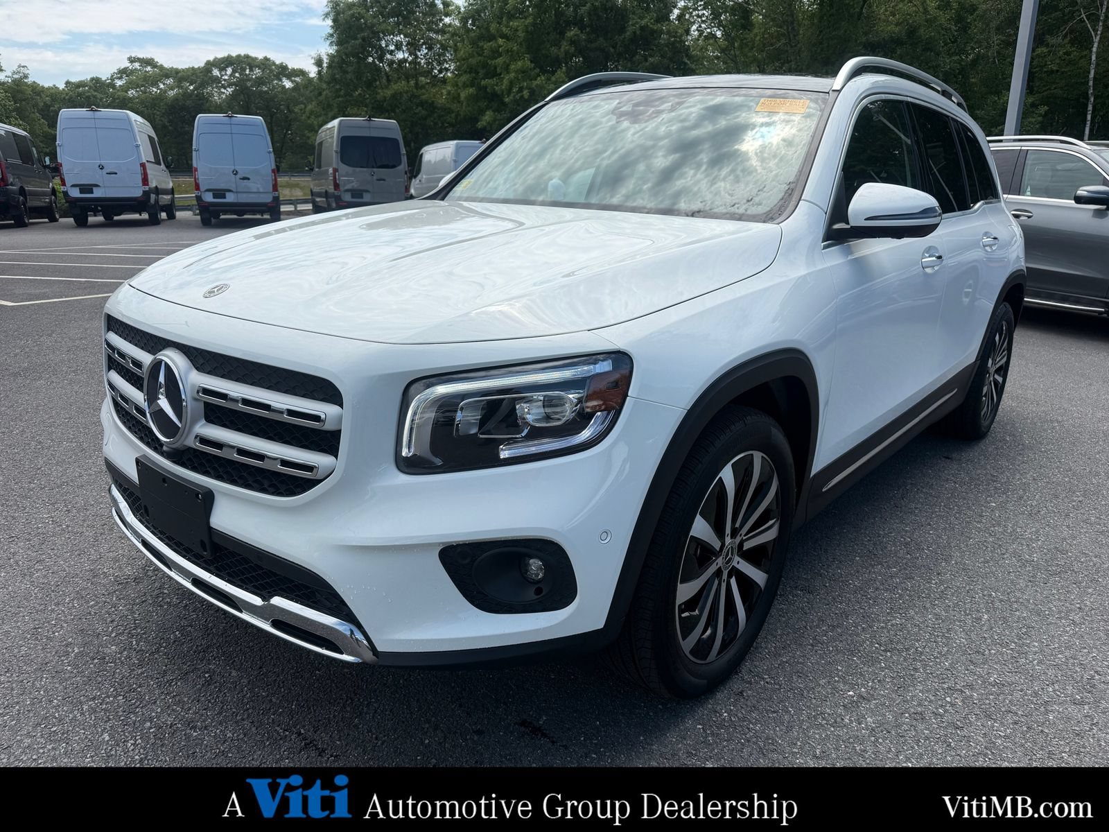 Certified 2023 Mercedes-Benz GLB 250 4MATIC image 4