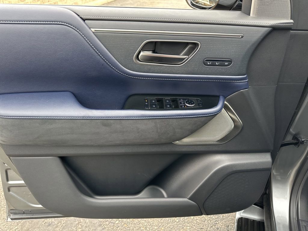 New 2026 INFINITI QX80 4WD w/ Sport Exterior Package image 36