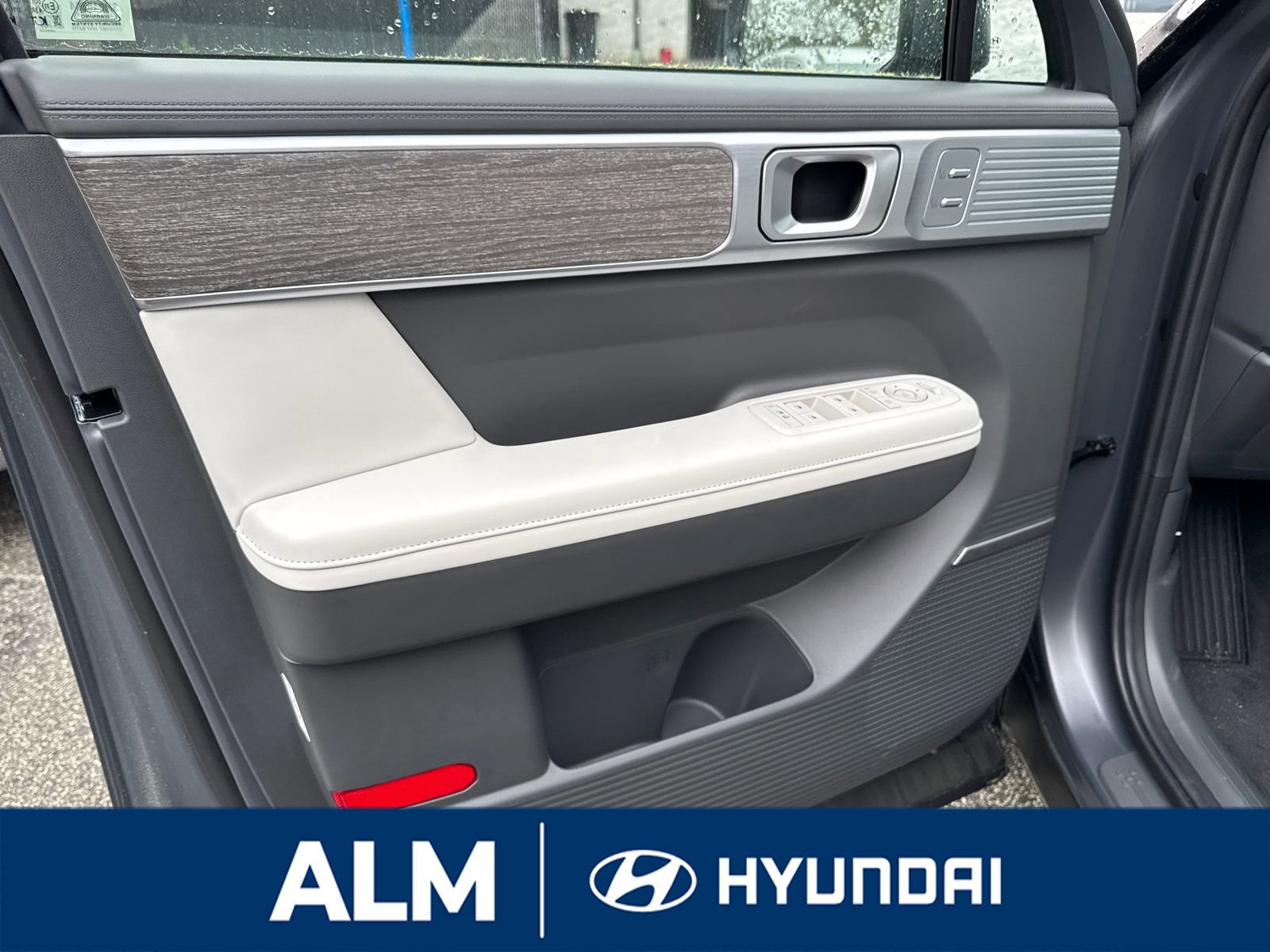 New 2025 Hyundai Santa Fe Limited image 10