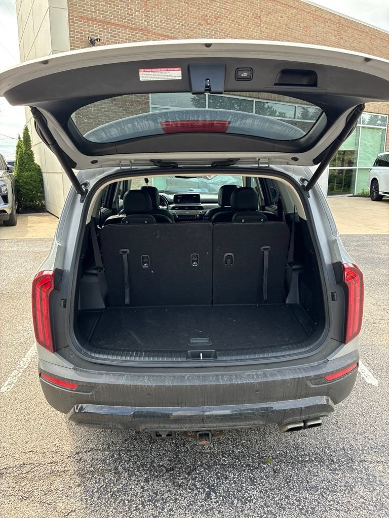 Used 2021 Kia Telluride EX w/ EX Premium Package AWD/4WD image 5