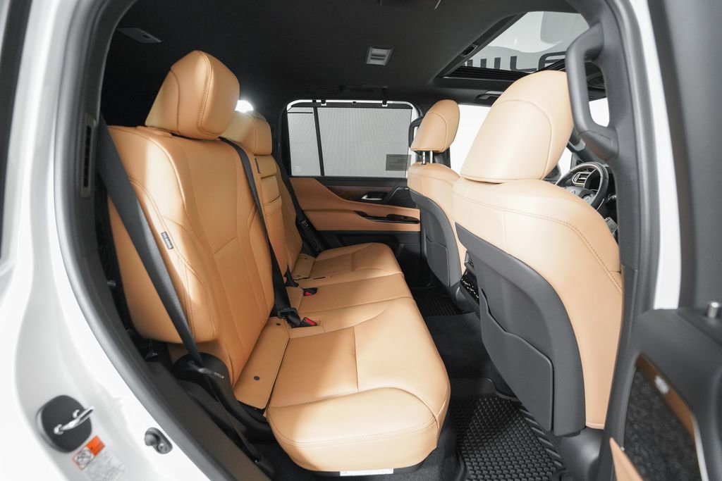 New 2026 Lexus LX 600 4WD w/ Luxury Package image 15
