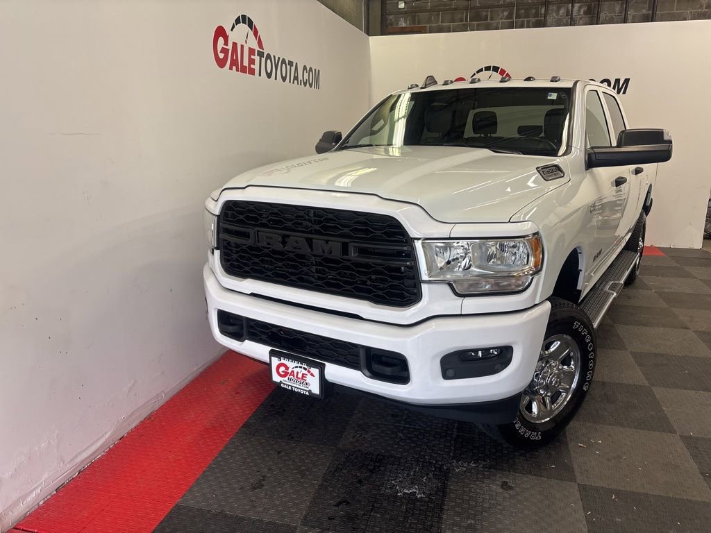Used 2022 RAM 2500 Tradesman w/ Chrome Appearance Group image 2