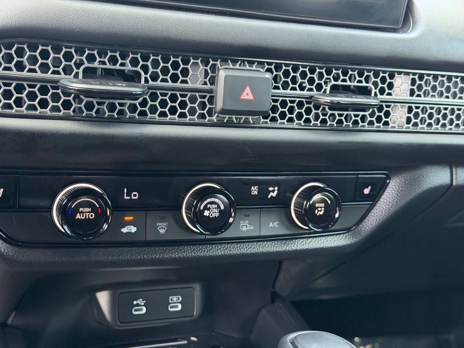 Certified 2026 Honda HR-V Sport image 29