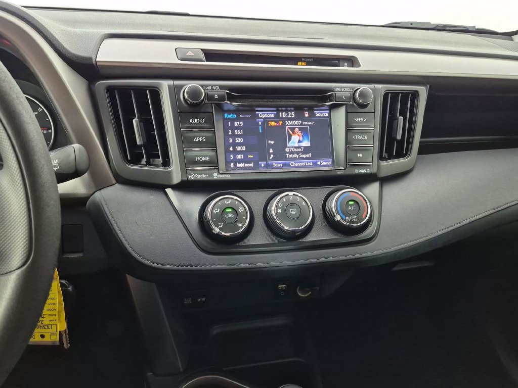Used 2016 Toyota RAV4 LE FWD image 21