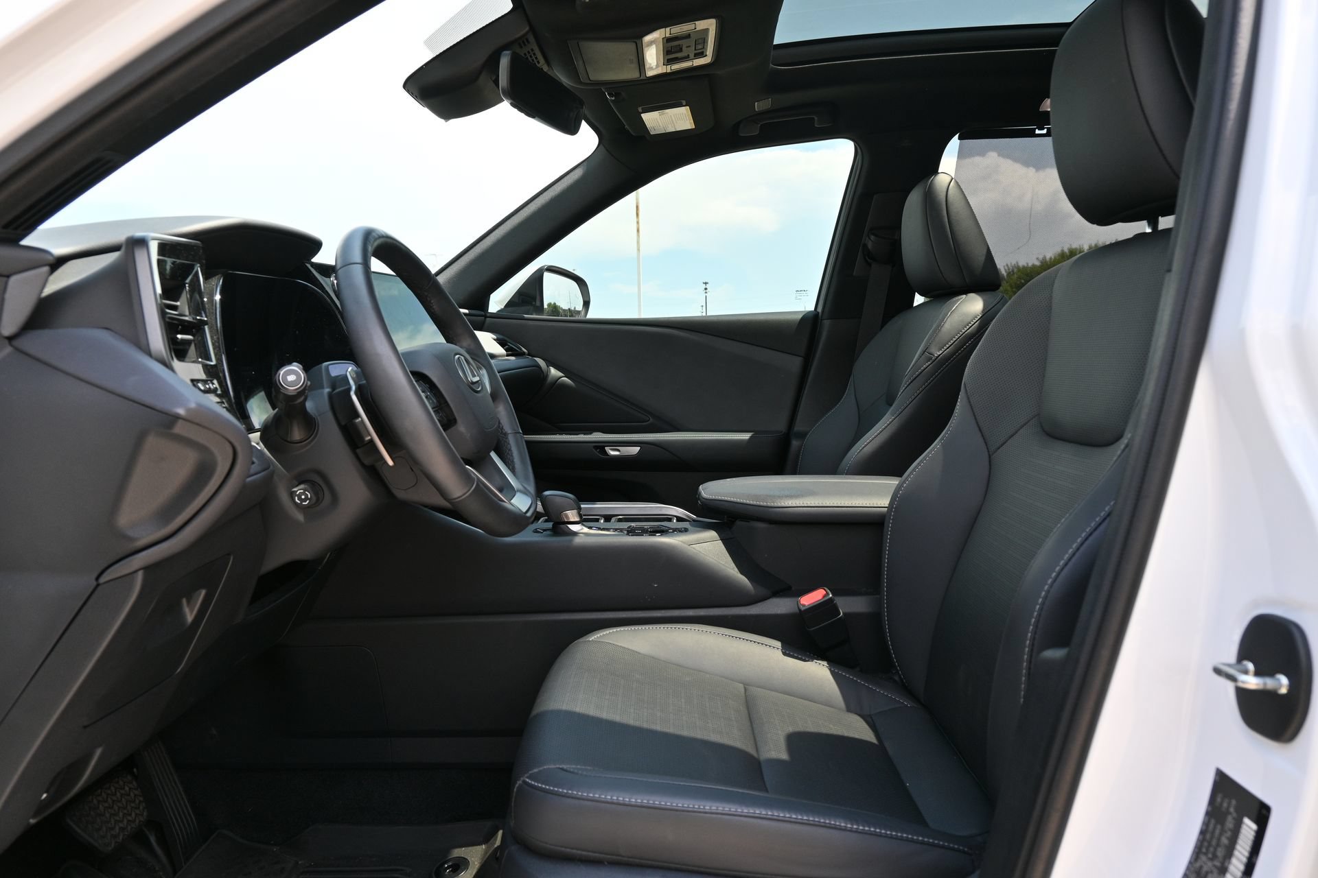 Used 2024 Lexus TX 350 FWD w/ Captains Chair Package image 19