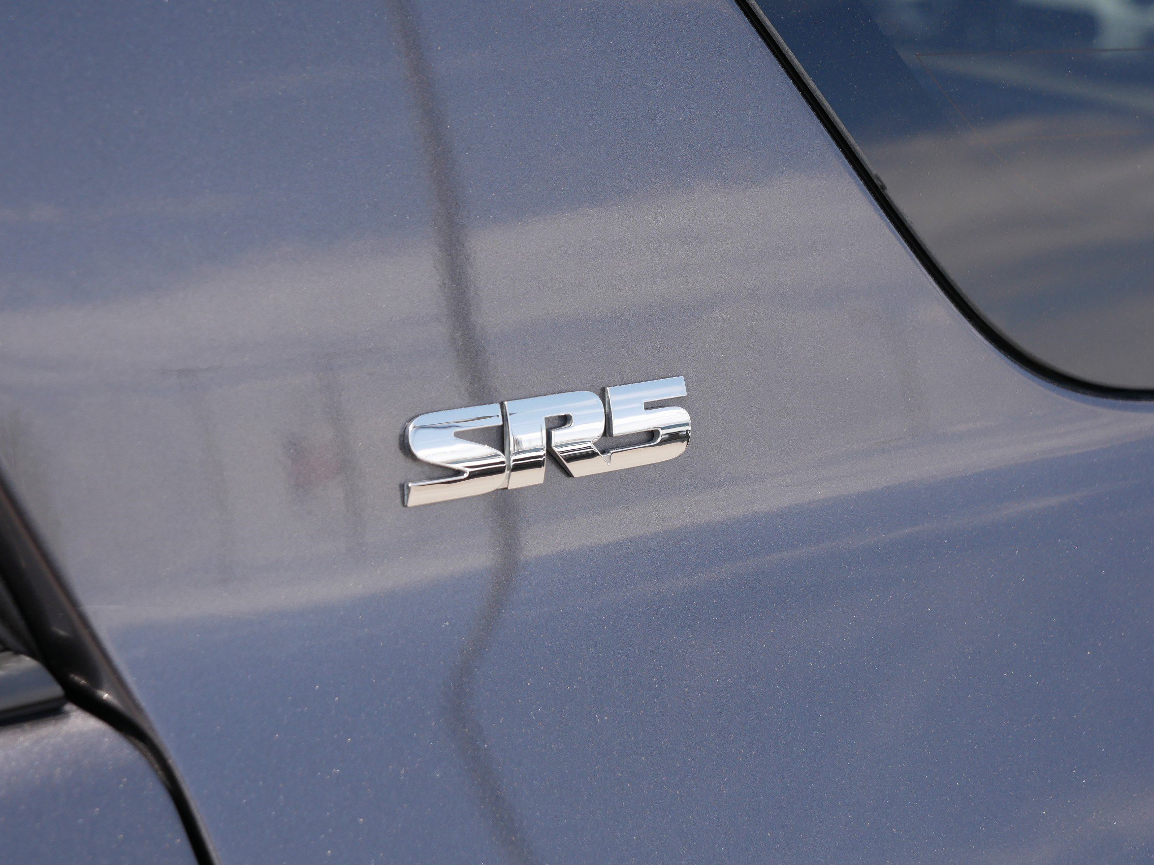 Used 2018 Toyota 4Runner SR5 Premium AWD/4WD image 8