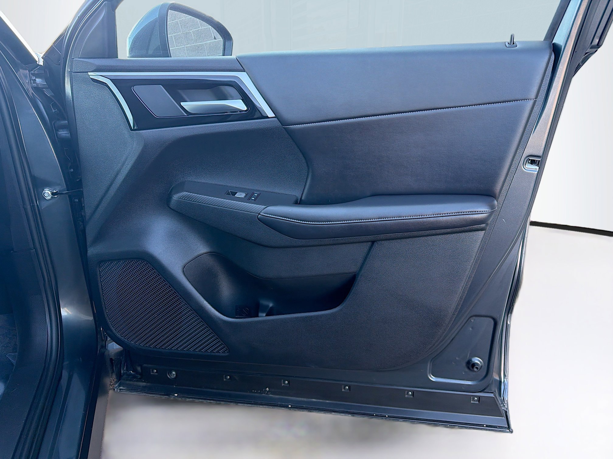 Used 2024 Mitsubishi Outlander SE AWD/4WD image 35