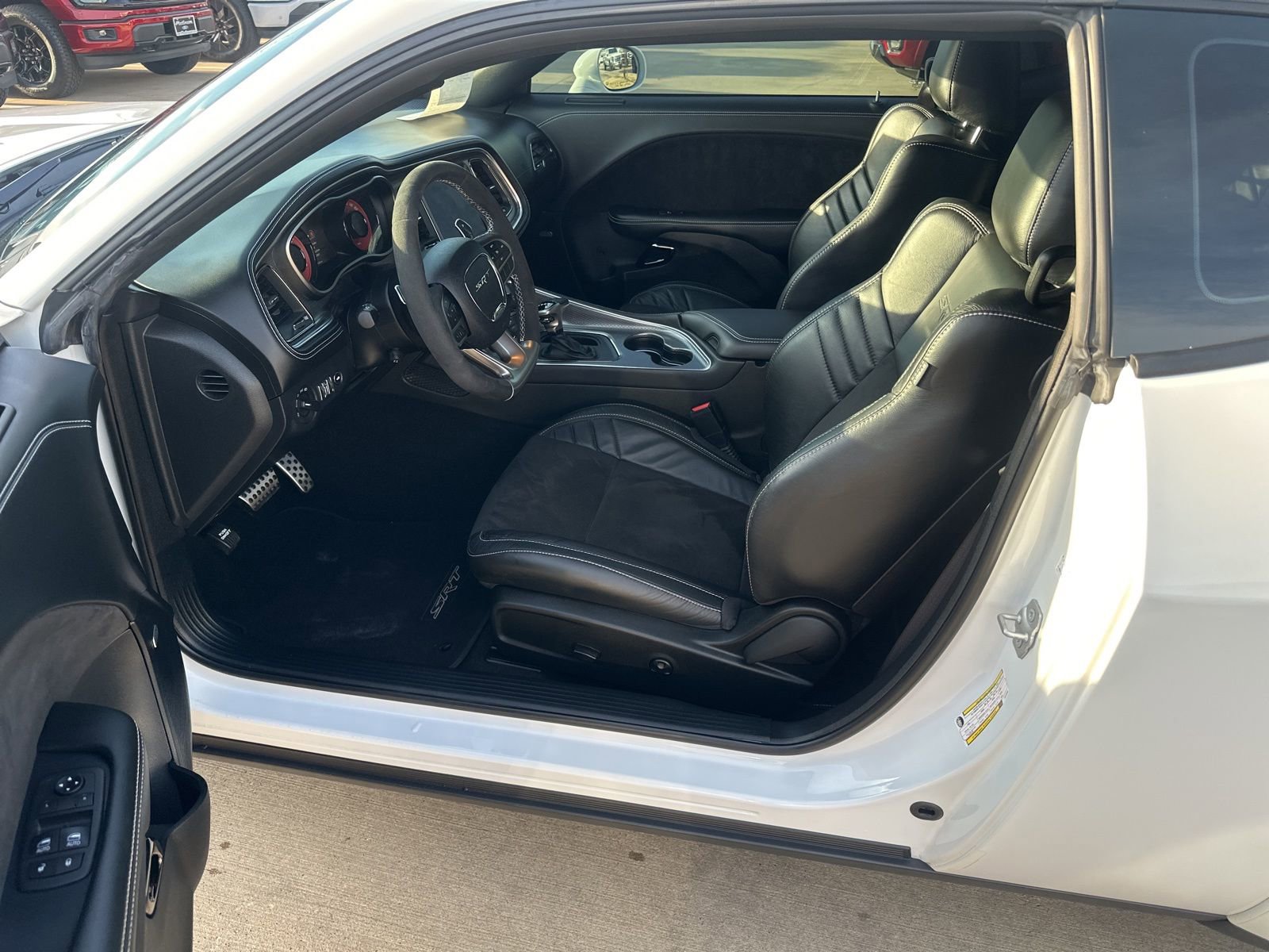 Used 2020 Dodge Challenger SRT Hellcat Redeye image 15