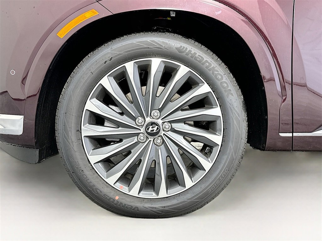 Used 2024 Hyundai Palisade Calligraphy image 34