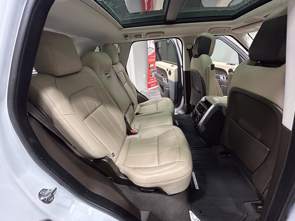 Used 2020 Land Rover Range Rover Sport HSE AWD/4WD image 46