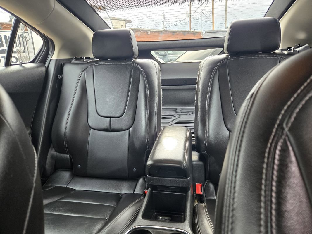 Used 2015 Chevrolet Volt Premium w/ Premium Trim Package image 17