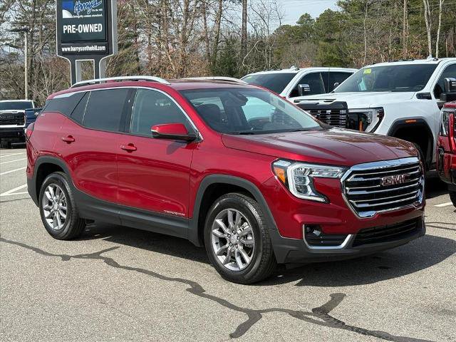 Used 2023 GMC Terrain SLT w/ LPO, Floor Liner Package AWD/4WD image 25