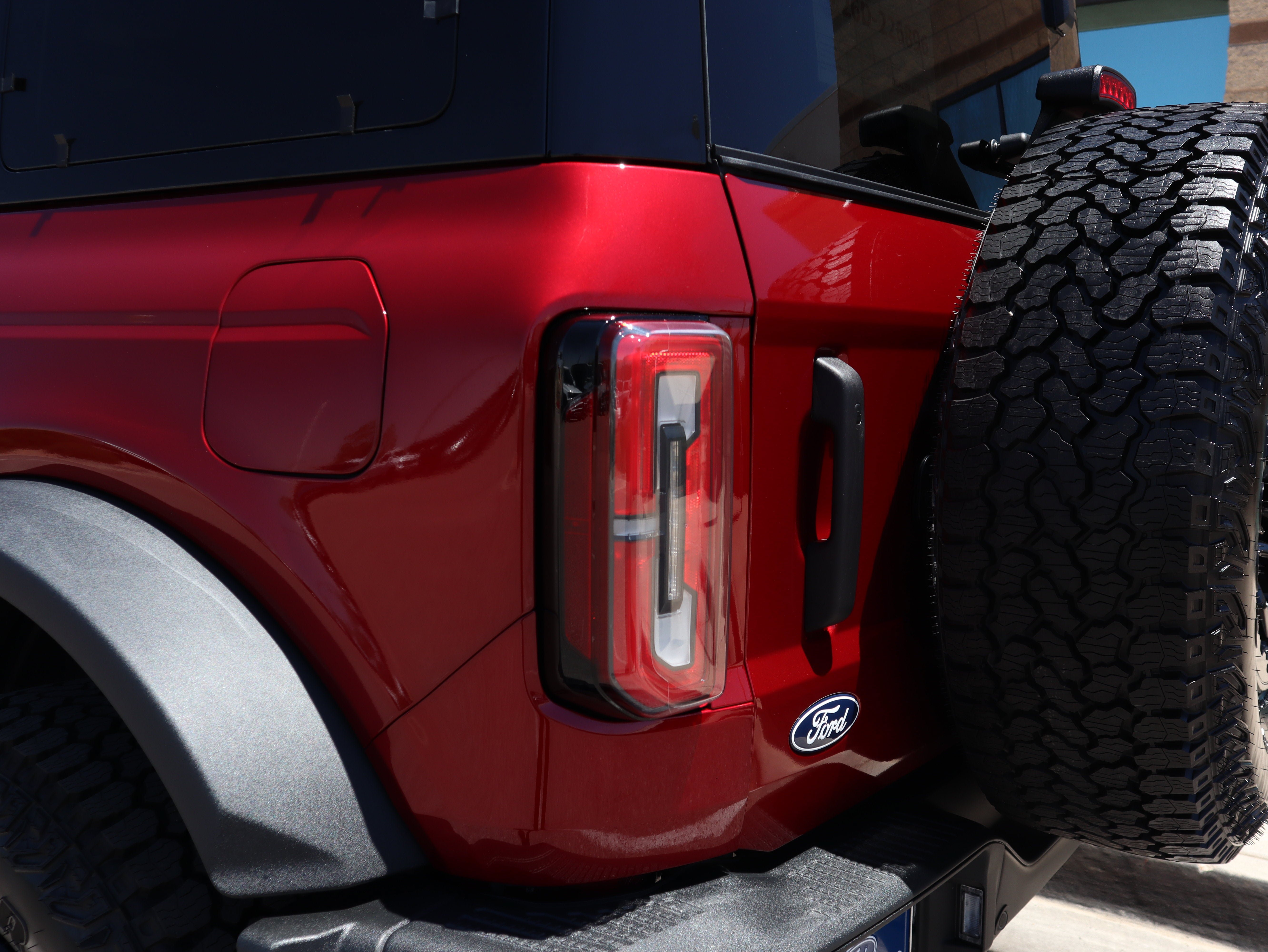 New 2026 Ford Bronco Badlands AWD/4WD image 18