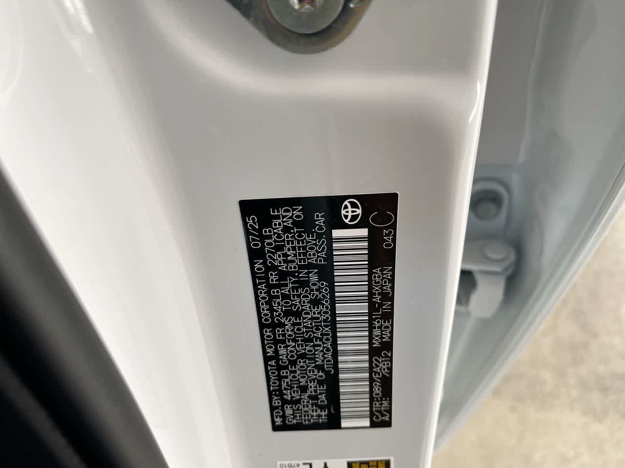 Used 2026 Toyota Prius Plug-In Hybrid FWD image 28