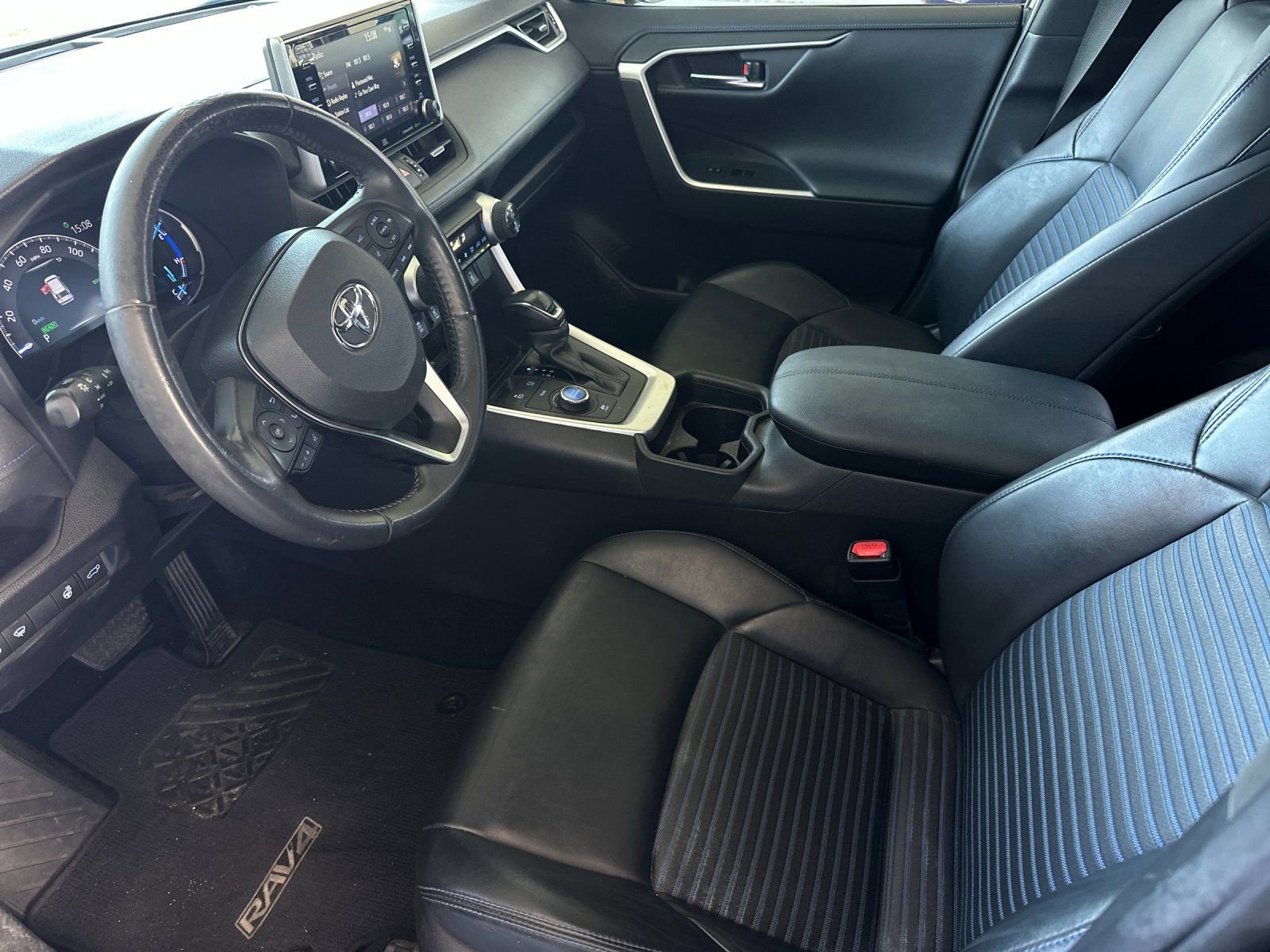 Used 2019 Toyota RAV4 XSE AWD/4WD image 9