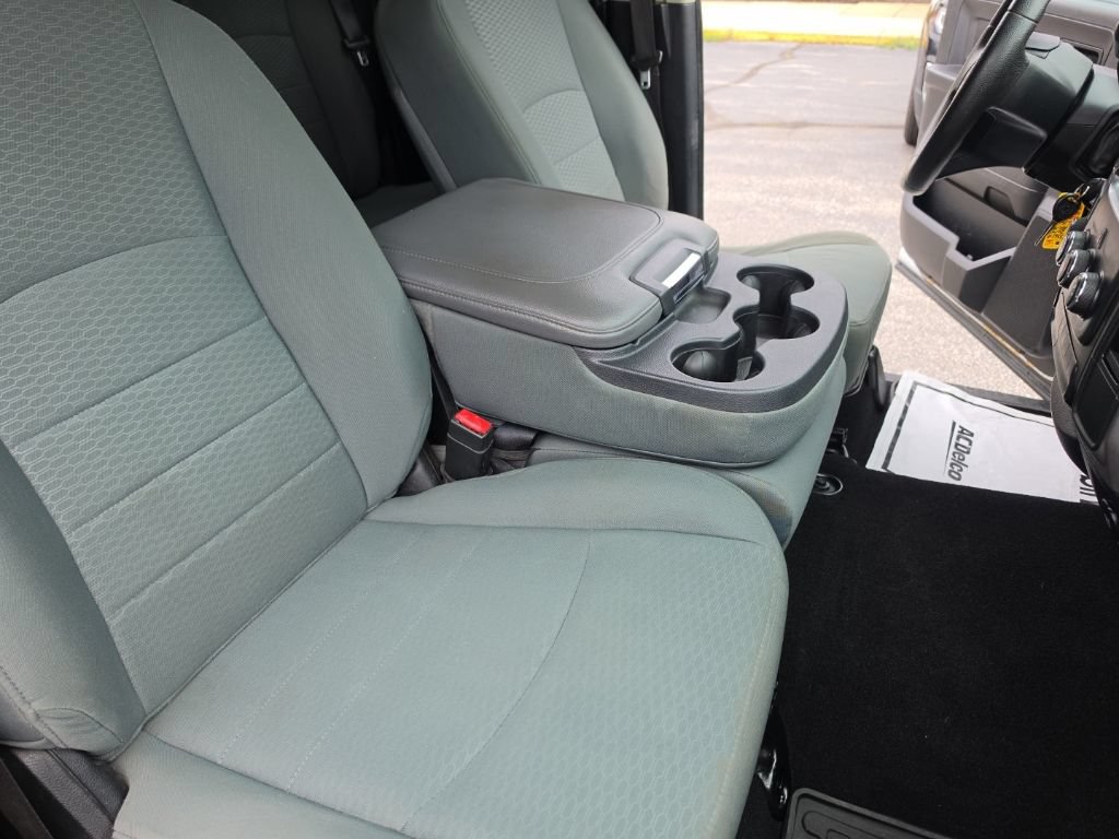 Used 2014 RAM 1500 ST w/ SXT Appearance Group AWD/4WD image 23