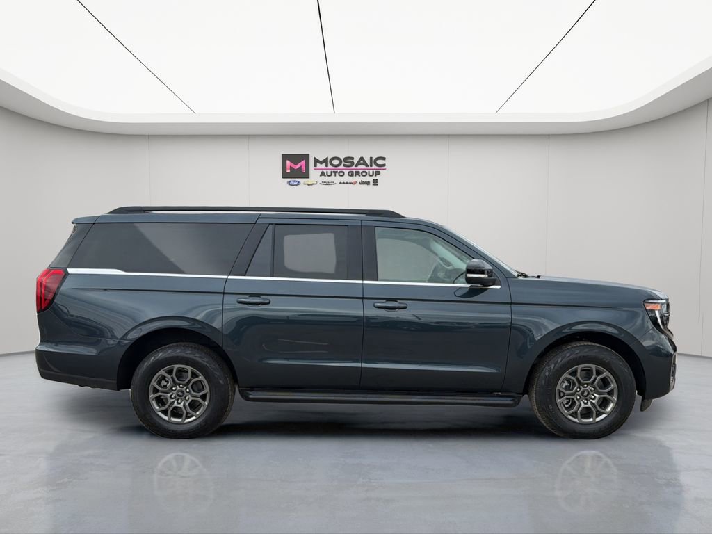 New 2026 Ford Expedition Max Active AWD/4WD image 9