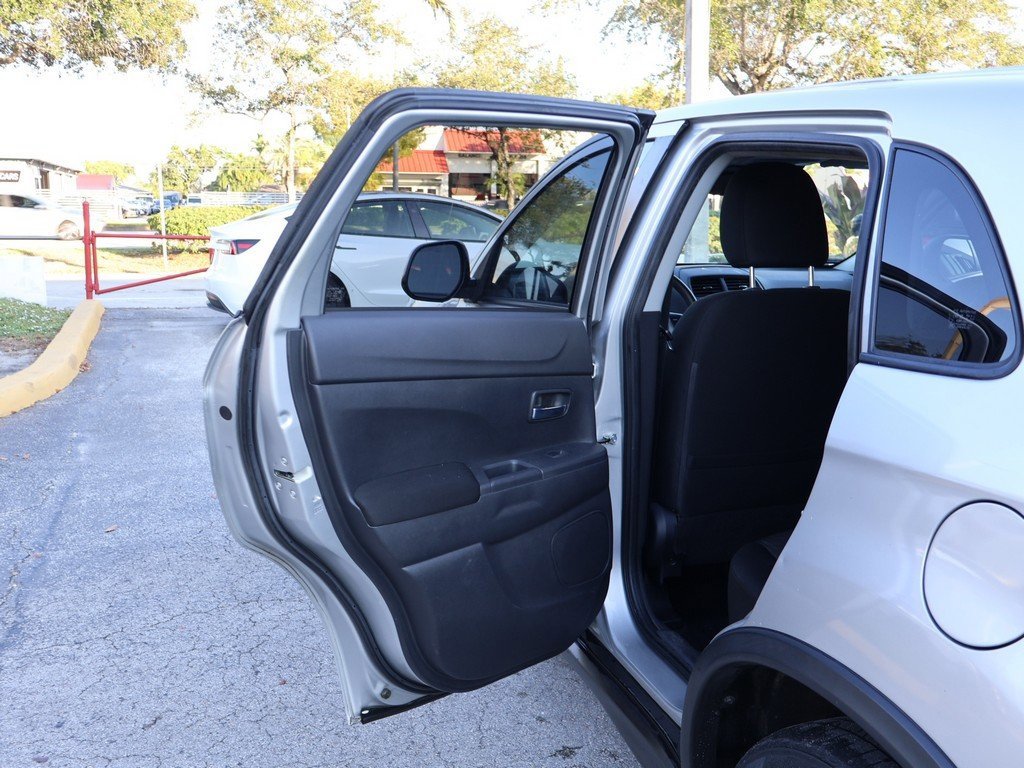 Used 2021 Mitsubishi Outlander Sport ES image 22