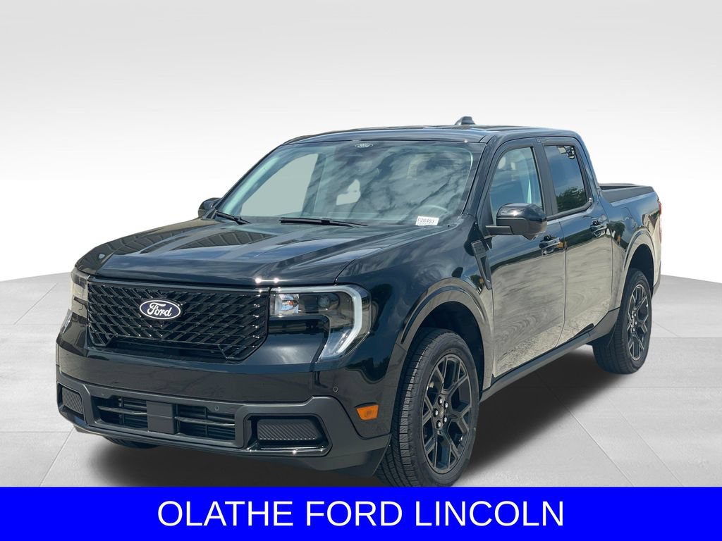 New 2026 Ford Maverick Lariat w/ Black Appearance Package