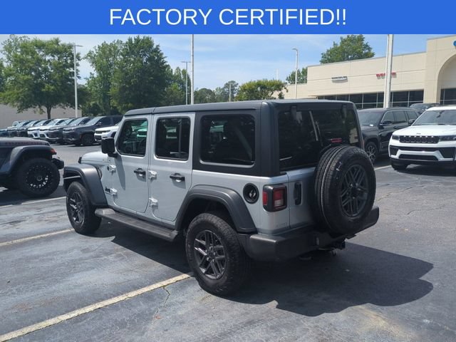 Used 2024 Jeep Wrangler Unlimited Sport AWD/4WD image 3