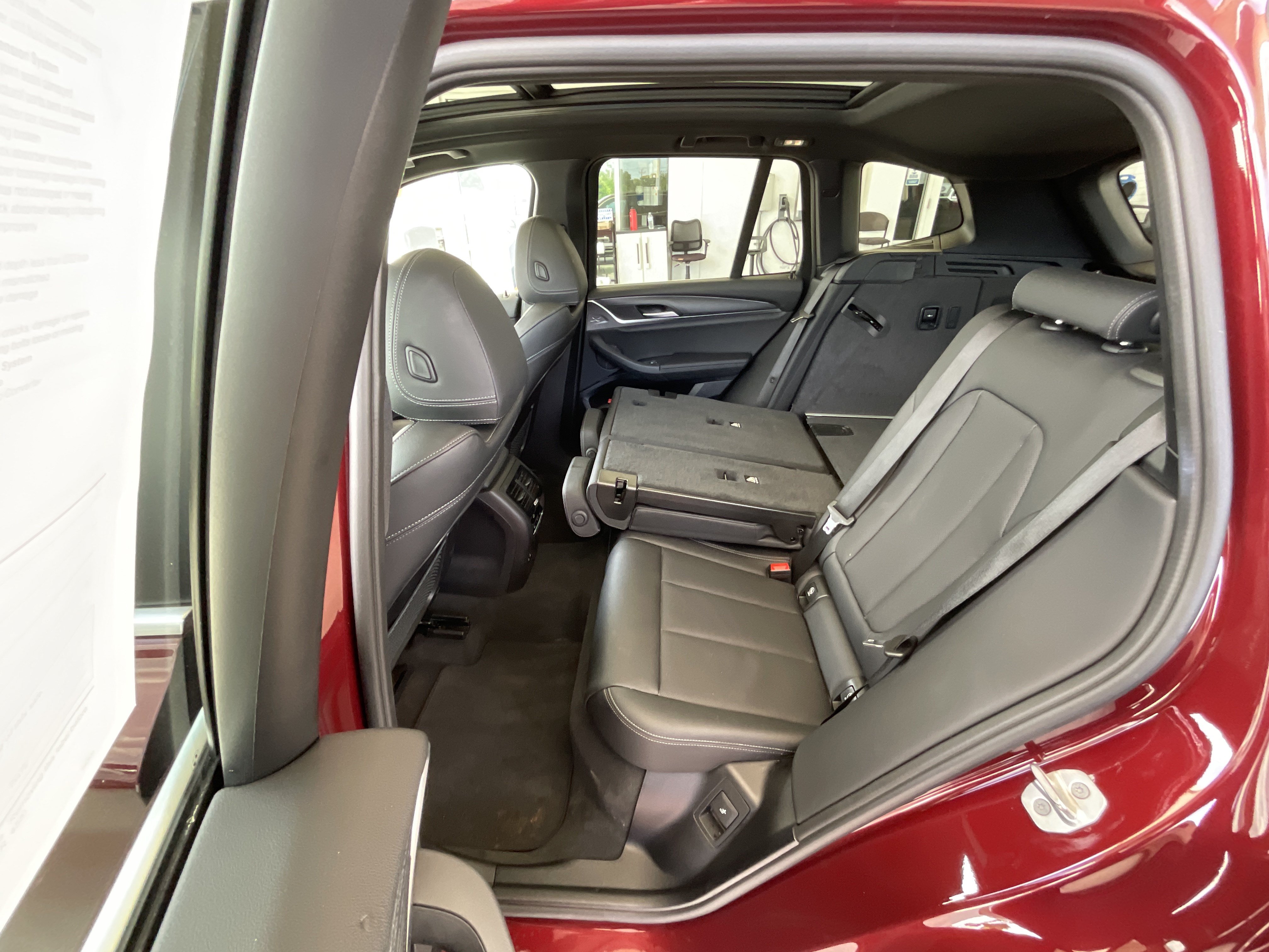 Used 2022 BMW X3 sDrive30i w/ Premium Package 2 RWD image 28