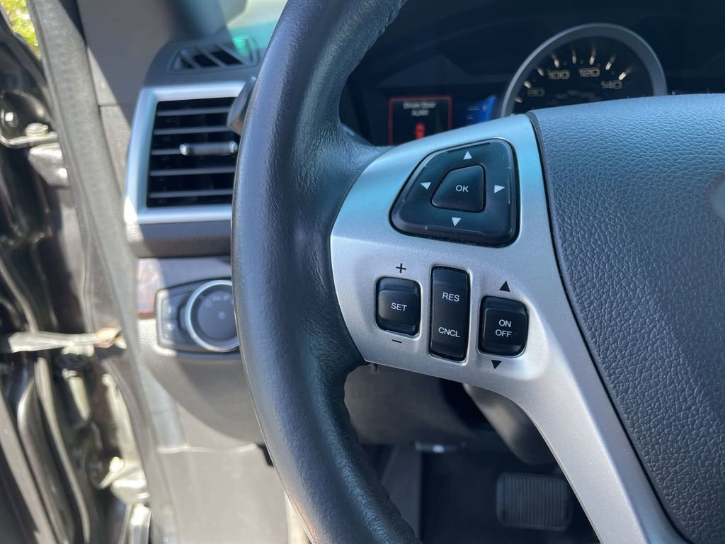 Used 2015 Ford Explorer Limited AWD/4WD image 17
