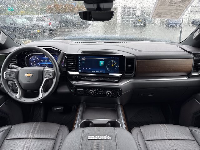 Used 2024 Chevrolet Silverado 3500 High Country w/ High Country Premium Package AWD/4WD image 13