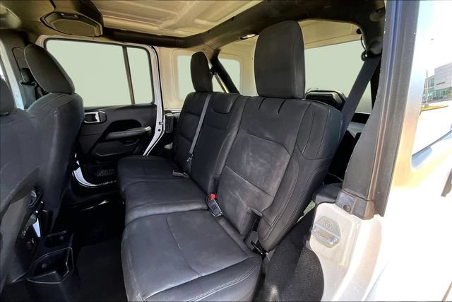Used 2020 Jeep Wrangler Unlimited Sahara AWD/4WD image 28