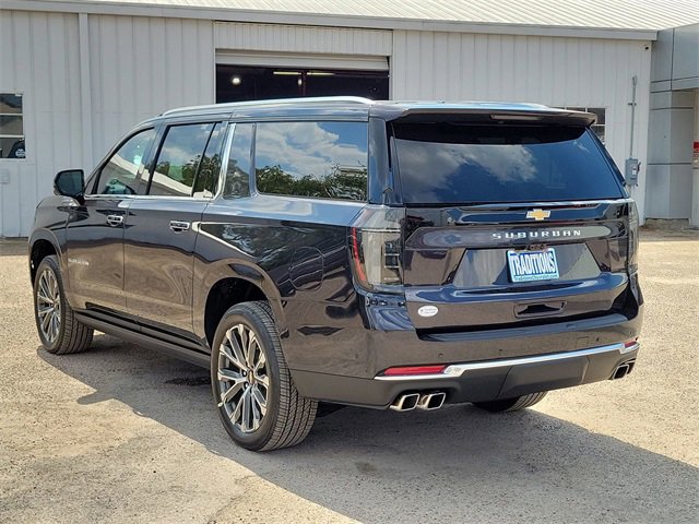 New 2026 Chevrolet Suburban High Country image 42