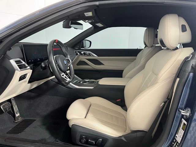 Used 2025 BMW 440i xDrive Convertible w/ Premium Package image 19