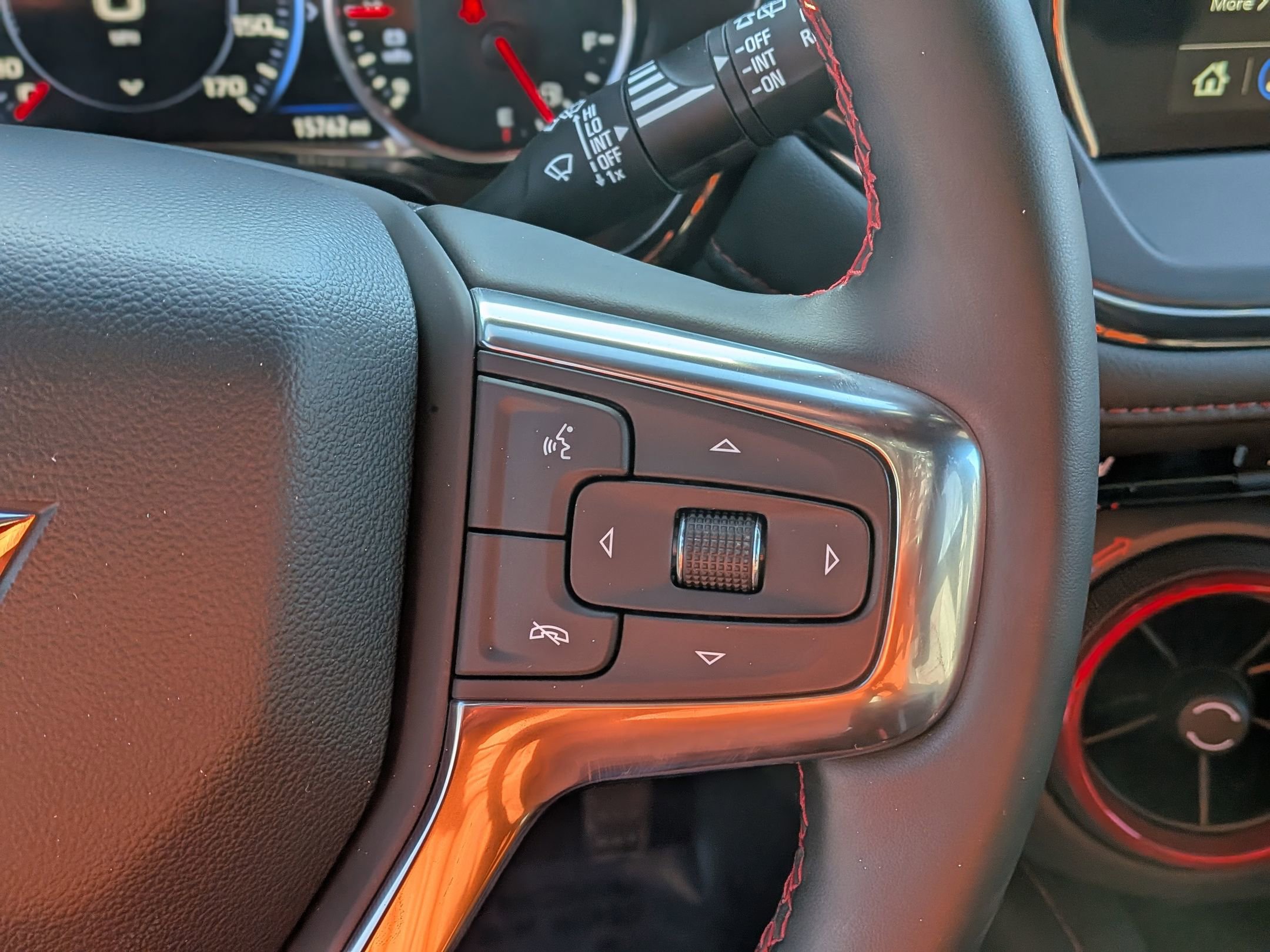 Certified 2025 Chevrolet Blazer RS image 23