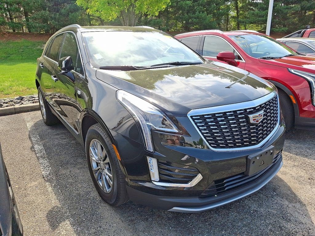 Certified 2023 Cadillac XT5 Premium Luxury AWD/4WD image 3