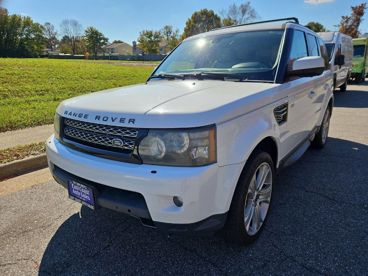 Used 2013 Land Rover Range Rover Sport HSE LUX image 3