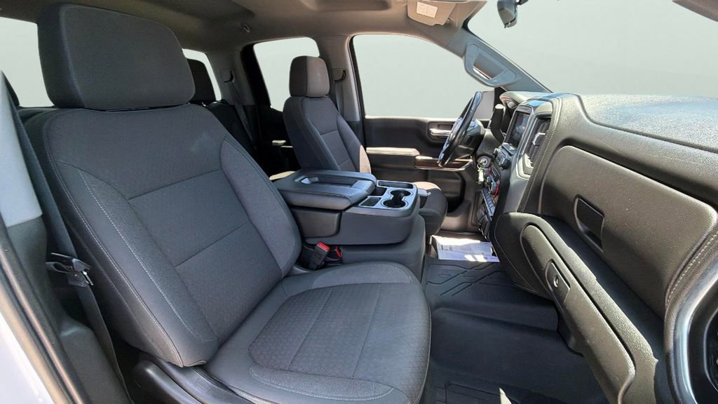 Certified 2020 Chevrolet Silverado 1500 LT w/ Fleet Comfort Package AWD/4WD image 32