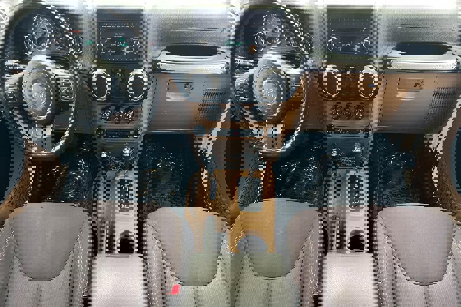 Used 2014 Jeep Wrangler Sahara w/ Trailer Tow Group image 4