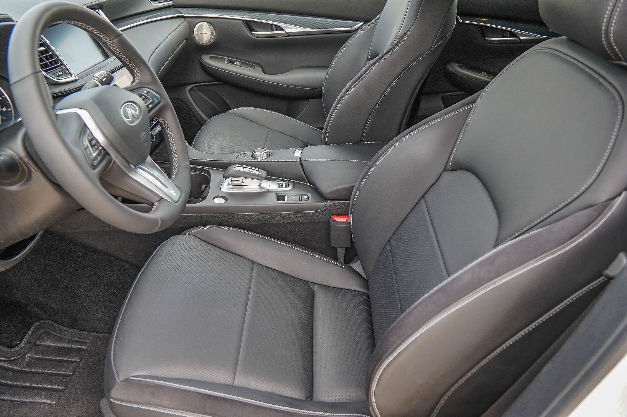 Certified 2025 INFINITI QX50 Sport w/ Cargo Package image 10