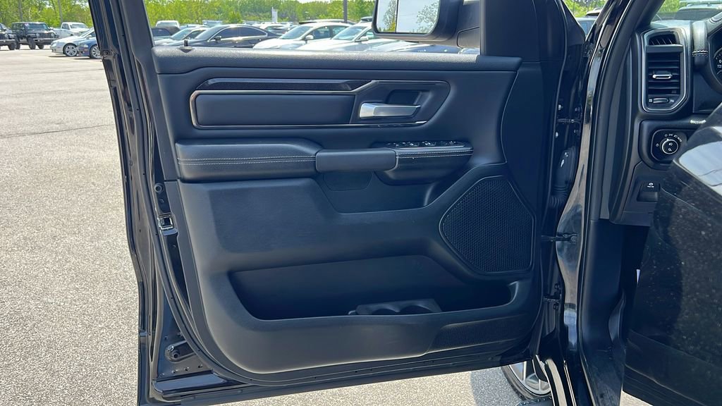 Used 2019 RAM 1500 Sport w/ Level 2 Equipment Group AWD/4WD image 9