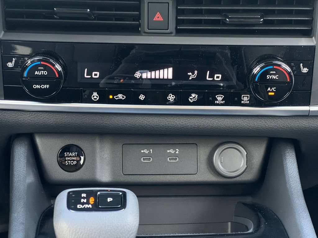 New 2026 Nissan Rogue Dark Armor FWD image 5