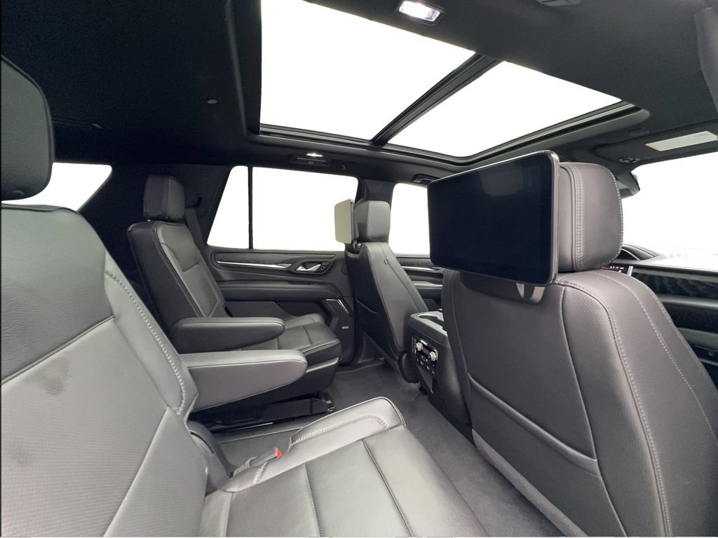 Used 2024 GMC Yukon Denali w/ Advanced Technology Package AWD/4WD image 30