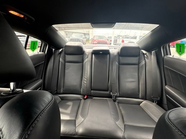 Used 2017 Dodge Charger R/T w/ Plus Group RWD image 27