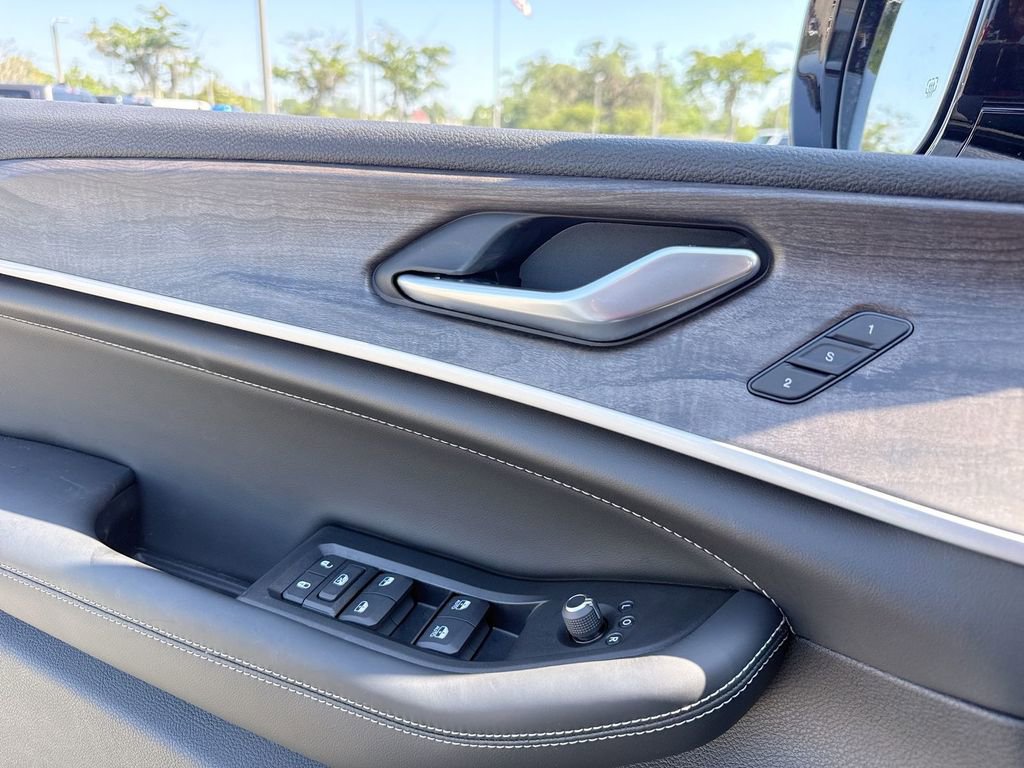 New 2026 Jeep Grand Cherokee L Limited AWD/4WD image 14