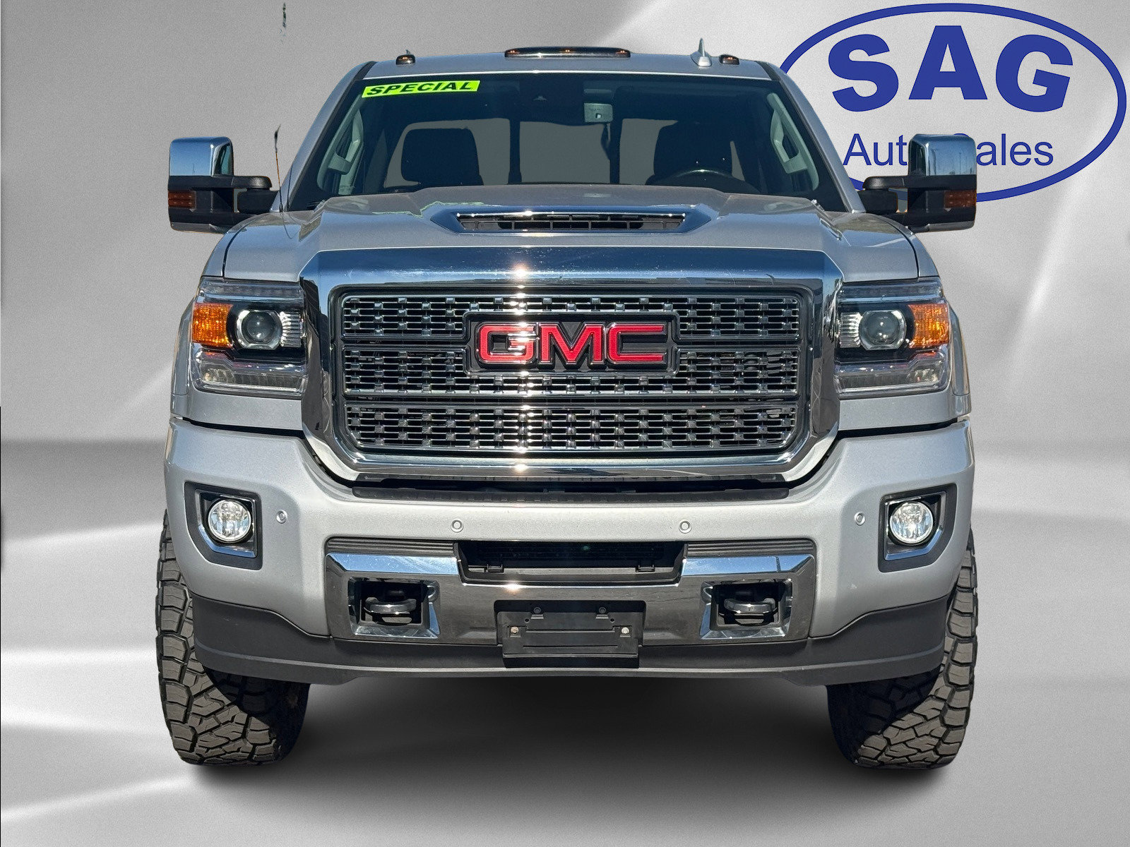 Used 2019 GMC Sierra 2500 Denali w/ Duramax Plus Package image 5